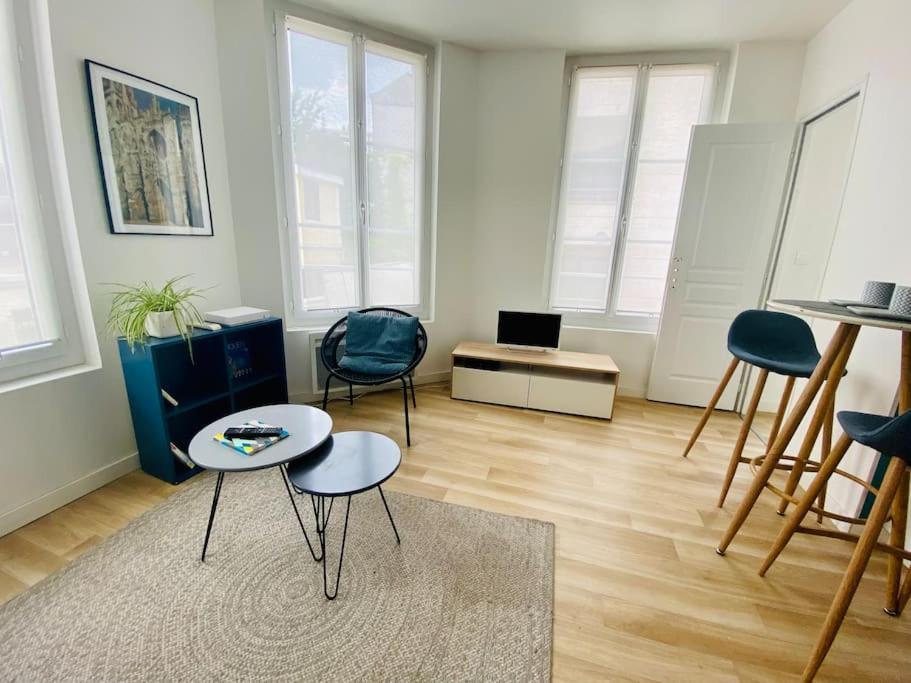 Les Beaux Arts, Appartement Au Coeur De روان المظهر الخارجي الصورة